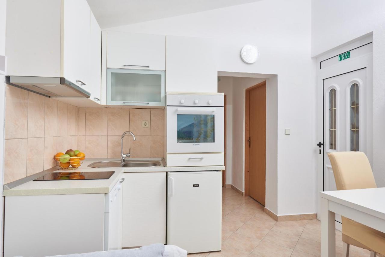 Apartments Lumi 로고즈니차 외부 사진