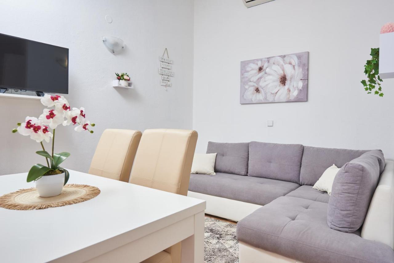 Apartments Lumi 로고즈니차 외부 사진