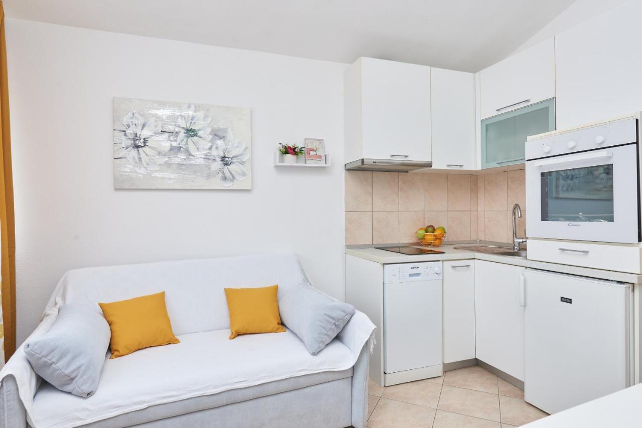 Apartments Lumi 로고즈니차 외부 사진
